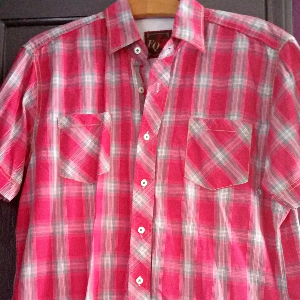 EQ Short Sleeve Pink Plaid Shirt Size L